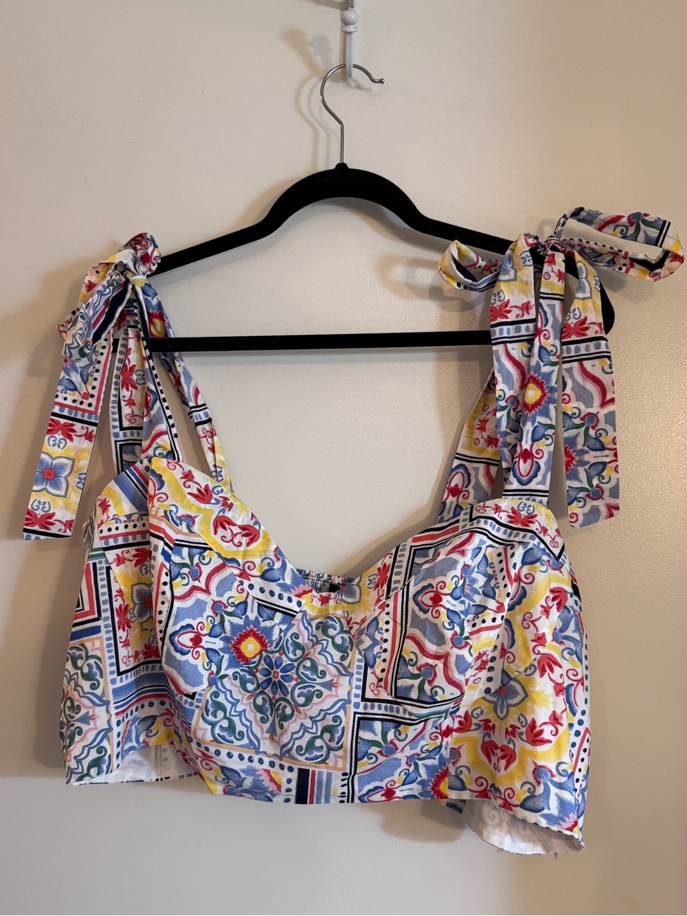 Women’s Plus Size Eloquii Mosaic Print Tie Strap Crop Top, Size 22 - Picture 1 of 7